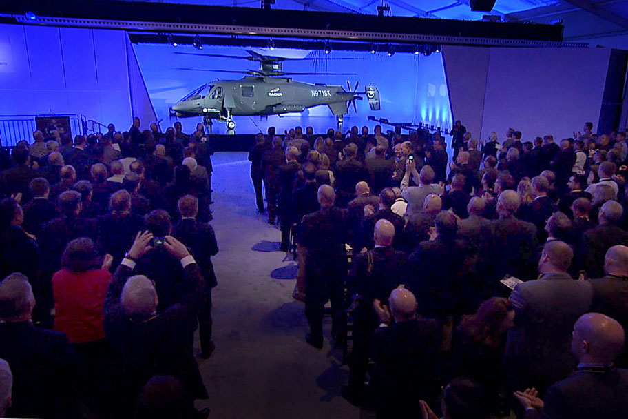 &nbsp;Audience applause and standing ovation at the S-97 Raider roll out after the reveal of the new aircraft. 